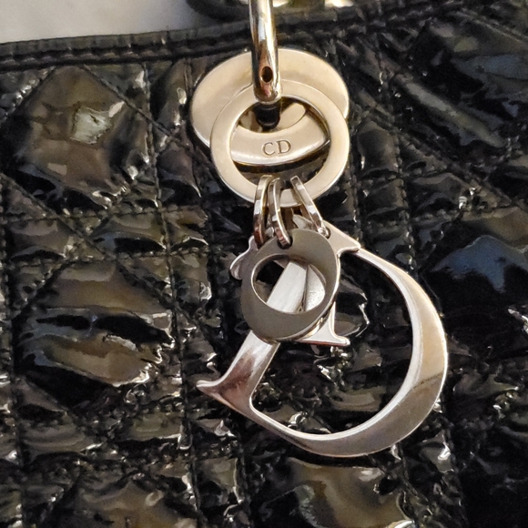 💥SOLD💥🎉HP🎉Dior "Lady" Shopper Tote - Picture 4 of 14